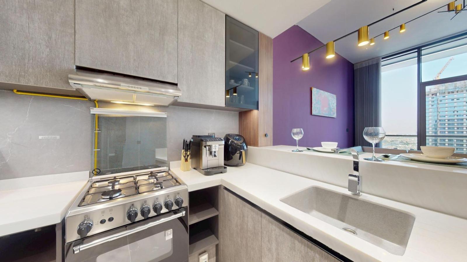 Mbl Royal - Cosy One Bedroom With View